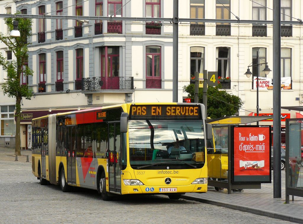 TEC Bus 3537. Mercedes-Benz Citaro Bahnhofplatz Mons (Bergen), Belgien 23-06-2012.