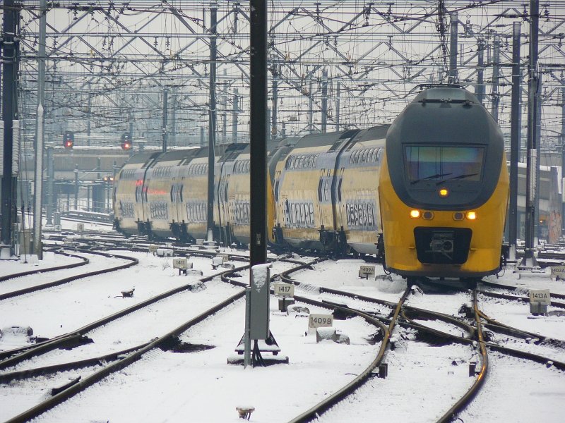 Utrecht centraal station 17-12-2009.