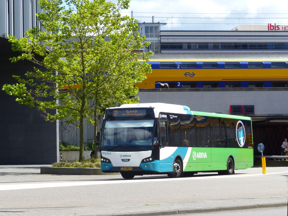 Arriva Bus 8769 DAF VDL Citea LLE120 Baujahr 2012. Bargelaan, Leiden 14-07-2016. Arriva bus 8769 DAF VDL Citea LLE120 bouwjaar 2012. Bargelaan, Leiden 14-07-2016.