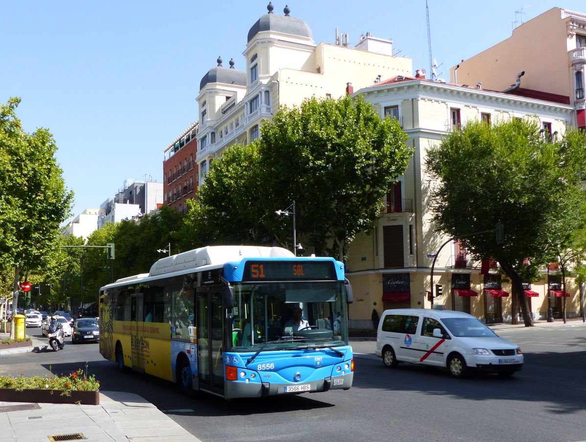 EMT (Empresa Municipal de Transportes de Madrid) Bus 8556 Iveco Irisbus Cityclass CNG Noge Cittour. Calle de Serrano, Madrid 30-08-2015.

EMT (Empresa Municipal de Transportes de Madrid) bus 8556 Iveco Irisbus Cityclass CNG Noge Cittour. Calle de Serrano, Madrid 30-08-2015.