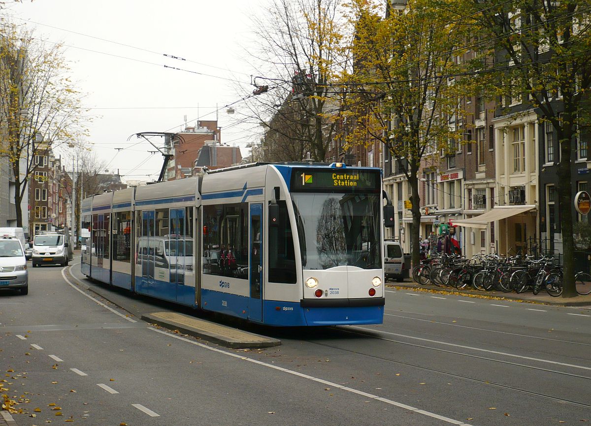 GVBA TW 2038 Nieuweijds Voorburgwal, Amsterdam 20-11-2013.

GVBA tram 2038 Nieuweijds Voorburgwal, Amsterdam 20-11-2013.