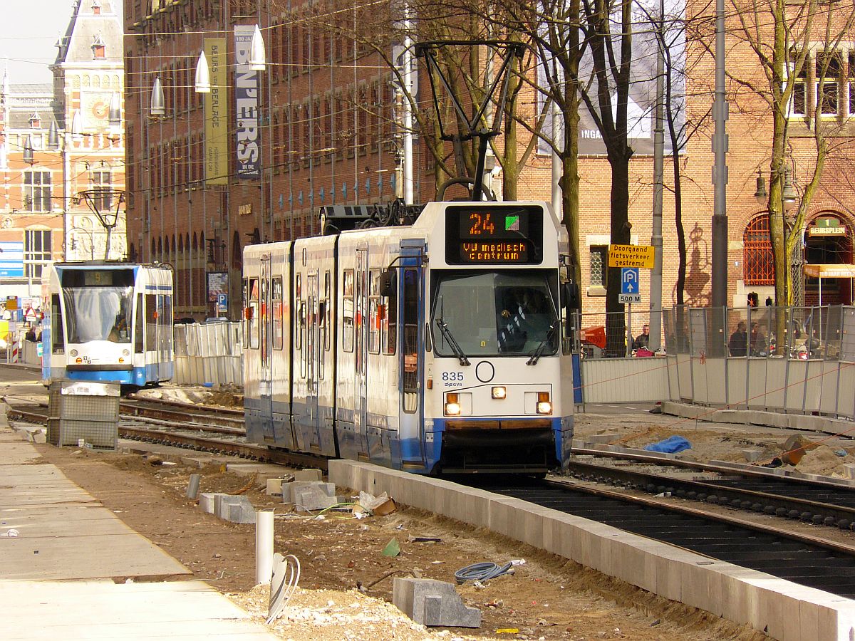 GVBA TW 835 Damrak, Amsterdam 02-03-2014.

GVBA tram 835 Damrak, Amsterdam 02-03-2014.