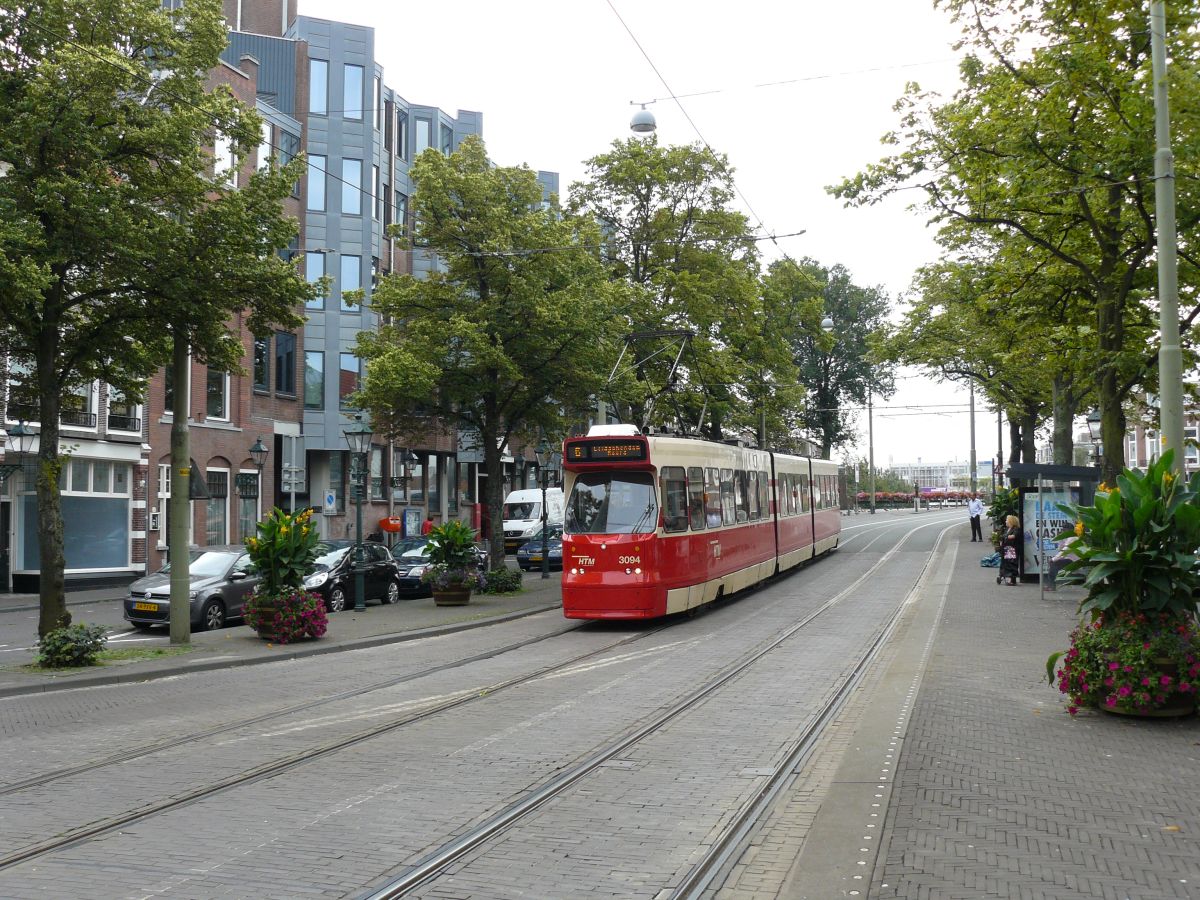 HTM TW 3094 Brouwersgracht, Den Haag 21-08-2015.

HTM tram 3094 Brouwersgracht, Den Haag 21-08-2015.