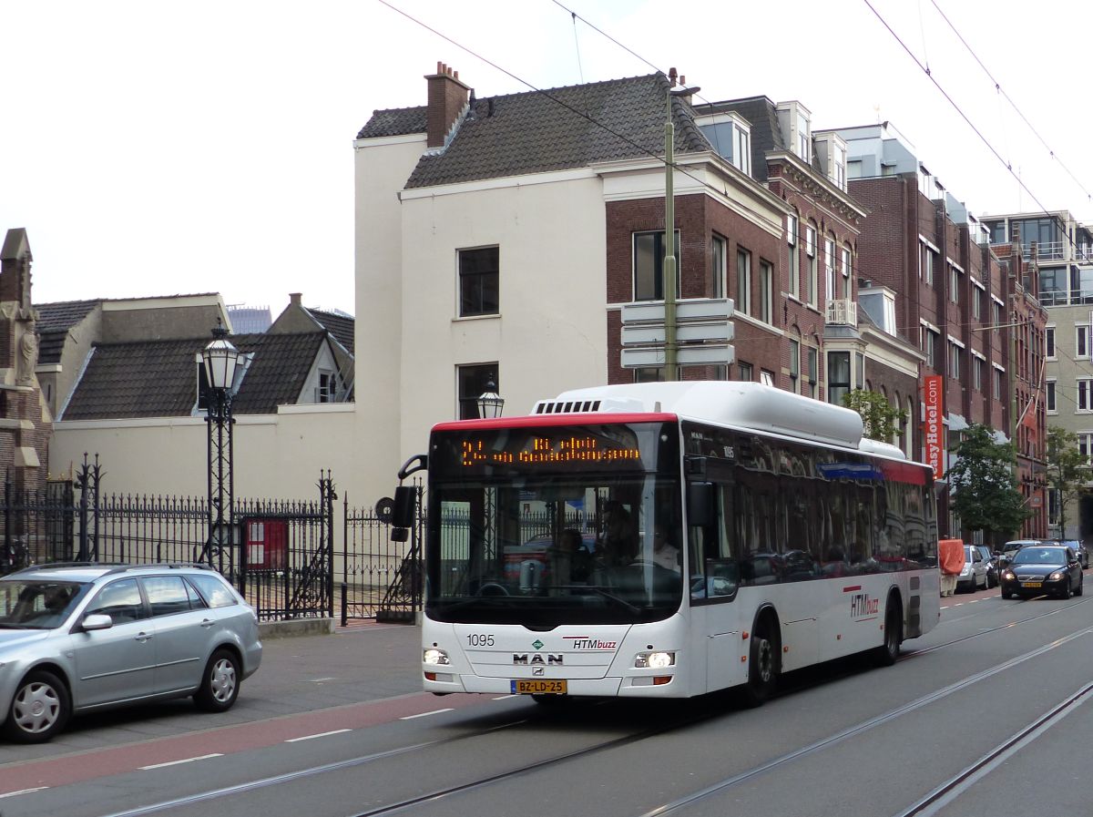 HTMbuzz Bus 1095 MAN Lion's City Baujahr 2011. Parkstraat, Den Haag 04-10-2015.

HTMbuzz bus 1095 MAN Lion's City bouwjaar 2011. Parkstraat, Den Haag 04-10-2015.