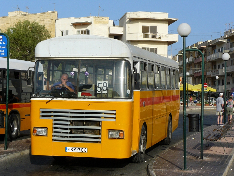 Bedford Bus in Bugibba, Malta 27-08-2007.
