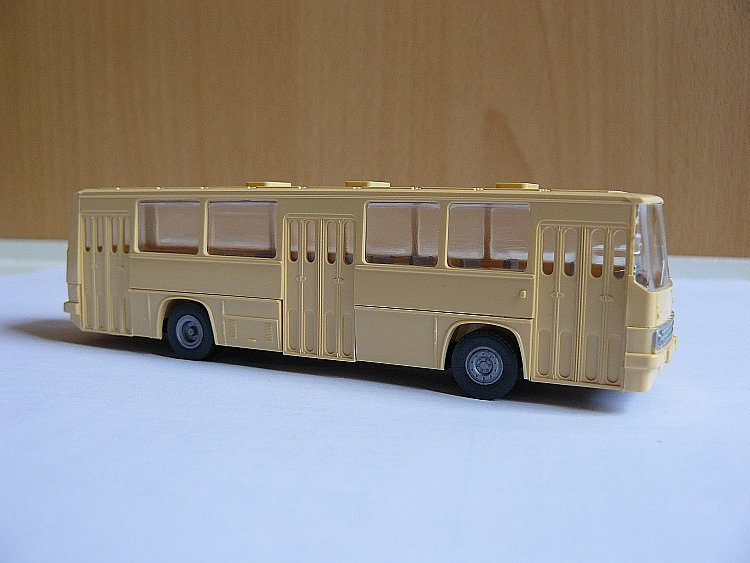 Ikarus Bus von Modelltec Masstab 1:87.