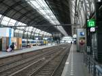 Gleis 14 und 15 Amsterdam Centraal Station 15-07-2014.