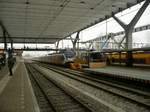 Bahnsteig Gleis 10 und 11 Rotterdam Centraal Station 29-02-2012. 

Tijdelijk perron spoor 10 en 11 Rotterdam Centraal Station 29-02-2012.