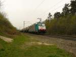 NMBS Lok 2827 mit Gterzug bei Gemmenich, Belgien 04-04-2014.