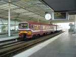 NMBS MS86 TW 947 einfahrt Gleis 4 Antwerpen Centraal 31-10-2014.

NMBS MS86 treinstel 947 binnenkomst op spoor 4 Antwerpen Centraal 31-10-2014.