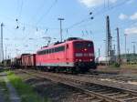 DB Schenker Lok 151 103-9 met Gterzug, Oberhausen West 11-09-2015.

DB Schenker loc 151 103-9 met goederentrein, Oberhausen West 11-09-2015.