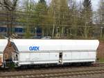Falns GATX vierachsiger Schttgutwagen mit schlagartiger Schwerkraftentladung mit Nummer 37 TEN 80 D-GATX 6644 026-4 Abzweig Lotharstrasse, Forsthausweg, Duisburg 12-04-2018.