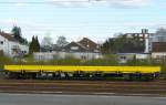 Res Güterwagen mit Nummer 33 80 3997 128-2 der Firma On Rail aus Deutschland. Wesel, Deutschland 18-04-2015.

Res vierassige platte wagen met nummer 33 80 3997 128-2 van de firma On Rail geregistreerd in Duitsland. Wesel, Duitsland 18-04-2015.