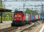 Diesel/442638/db-schenker-lok-6442-gterzug-gleis DB Schenker Lok 6442 Gterzug. Gleis 1 Dordrecht 12-06-2015.


DB Schenker locomotief nummer 6442 met containertrein. Spoor 1 Dordrecht 12-06-2015.