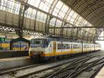 TW Bauart SGM-III 2939 Gleis 11 Amsterdam Centraal Station 20-09-2014.

SGM-III treinstel 2939 spoor 11 Amsterdam Centraal Station 20-09-2014.