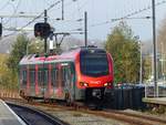 NS FLIRT R-Net Ttriebzug 2013 Gleis 10 Gouda 22-11-2019.

NS FLIRT R-Net treinstel 2013 spoor 10 Gouda 22-11-2019.