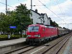 DB Cargo Vectron Lokomotive 193 326-6 (91 80 6193 326-6 D-DB) Gleis 1 Oisterwijk 15-05-2020.

DB Cargo Vectron locomotief 193 326-6 (91 80 6193 326-6 D-DB) doorkomst spoor 1 Oisterwijk 15-05-2020.