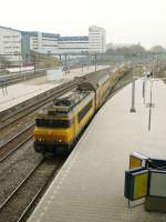 was-es-bald-nicht-mehr-gibt/190514/ddar-7410-mit-lok-1701-gleis DDAR 7410 mit Lok 1701 Gleis 6 Rotterdam Centraal Station 09-11-2011.