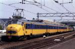 mat 54 als Intercity nach Vlissingen fotografiert in Leiden 29-07-1992.