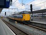 was-es-bald-nicht-mehr-gibt/829320/ns-icm-triebzug-4085-und-4245 NS ICM Triebzug 4085 und 4245 Gleis 9 Utrecht Centraal Station 14-09-2023.

NS ICM treinstel 4085 en 4245 binnenkomst spoor 9 Utrecht CS 14-09-2023.