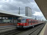 S1 nach Steele Ost am 22.4.17 im Dortmunder Hauptbahnhof.