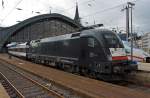   Die MRCE Dispolok ES 64 U2-030 (91 80 6 182 530-6 D-DISPO) ist gerade (am 29.08.2014) mit dem Hamburg-Kln-Express (HKX 1800) in der Endstation Kln Hbf angekommen.