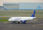 A320/323067/cyprus-airways-airbus-a320-232-geregistreerd-als Cyprus Airways Airbus A320-232 geregistreerd als 5B-DCM en genaamd Troodos. Eerste vlucht van dit vliegtuig 01-12-2004. Schiphol, Amsterdam 19-01-2014.