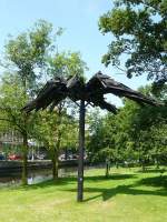 Bild eines Storches. Bezuidenhoutseweg, Den Haag 01-06-2014.


Beeld van een vliegende ooievaar. Bezuidenhoutseweg, Den Haag 01-06-2014.