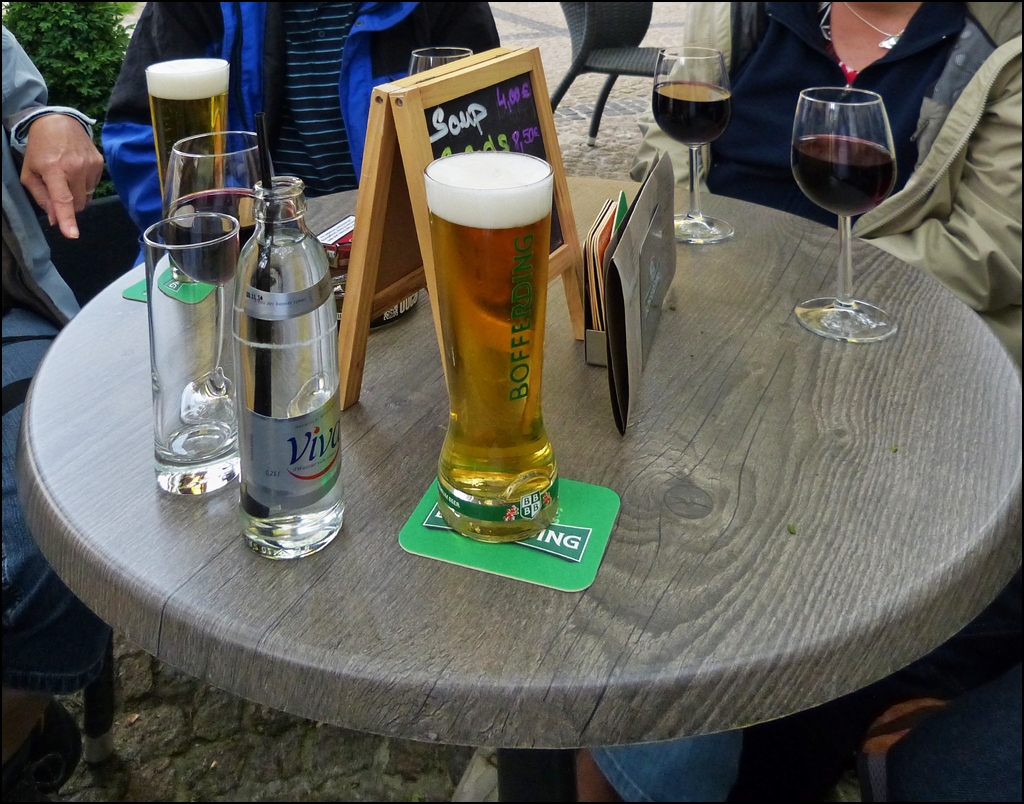 . Viel bekmmlicher: Pils mit  S  . 14.06.2013 (Hans)