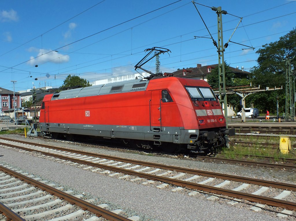 101 056 wartet am 31.7.13 auf den nchsten Intercity aus Zrich, den sie nach Stuttagrt ziehen wird.