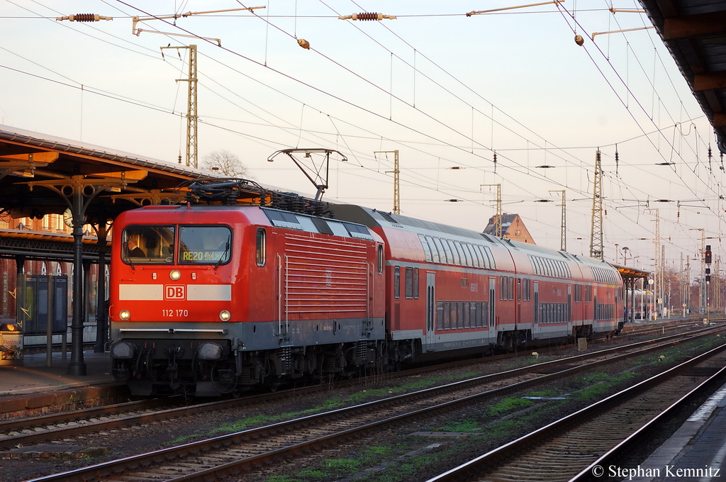 112 170 mit dem RE20 (RE 17712) von Halle(Saale) Hbf nach Uelzen in Stendal. 29.11.2011