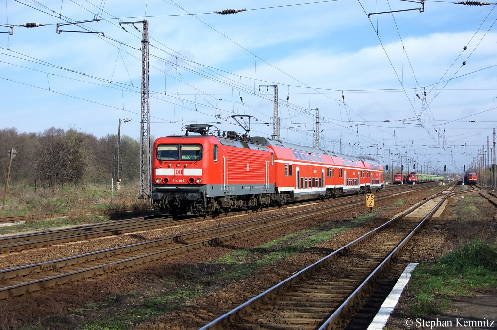 114 005 mit der RB20 (RB 28737) nach Potsdam in Priort. 05.04.2011 