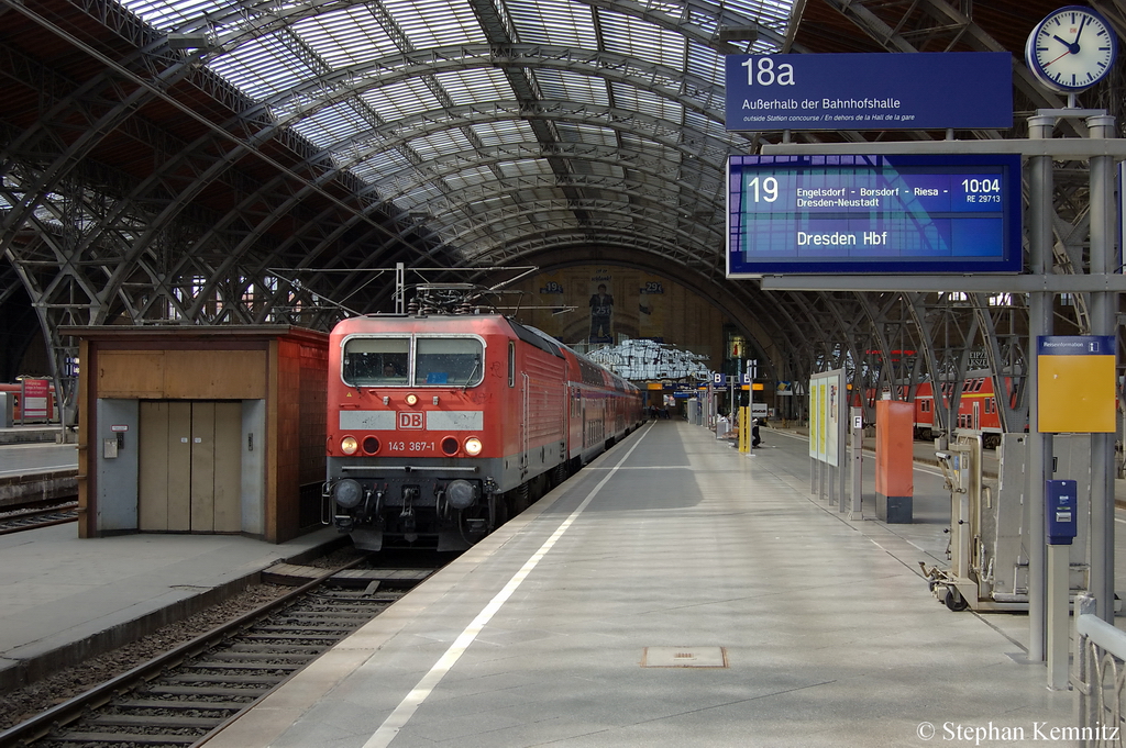 143 367-1 mit dem RE50  Saxonia  (RE 29713) von Leipzig Hbf nach Dresden Hbf im Leipziger Hbf. 19.07.2011