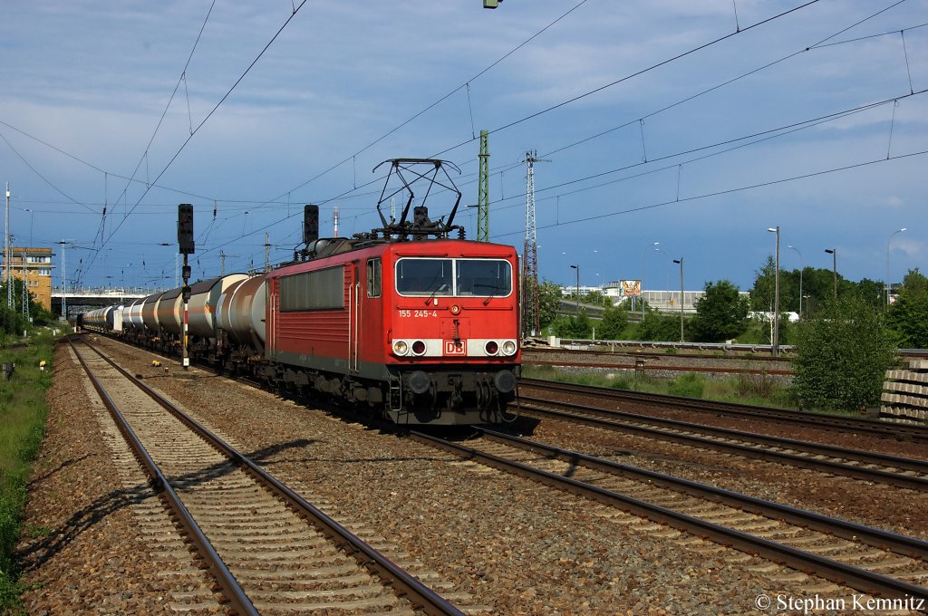 155 245-4 mit gemischten Gterzug in Berlin-Schnefeld Flughafen in Richtung Genshagener Heide unterwegs. 19.05.2011