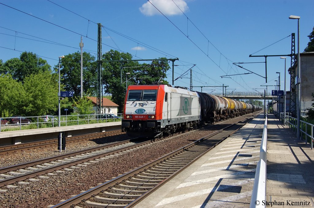 185 649-1 ITL mit Kesselzug in Friesack(Mark) in Richtung Neustadt(Dosse) unterwegs. 03.06.2011