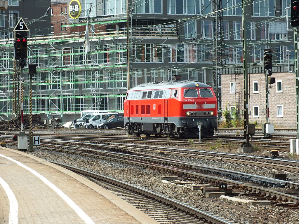 218 456 rangiert am 3.8.13 in Ulm.