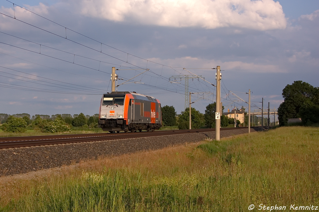 246 010-3 hvle - Havellndische Eisenbahn AG kam als Lz durch Vietznitz gefahren und fuhr in Richtung Wittenberge weiter. 11.06.2013