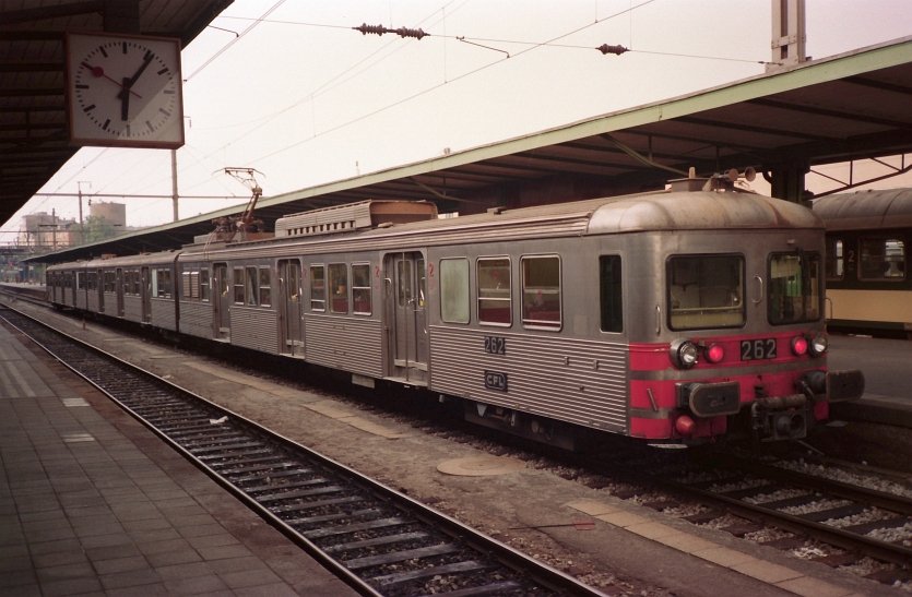 262 in Luxemburg 1990.