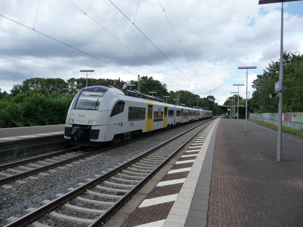 460 010 steht am 06.08.2012 im Bahnhof Brhl.