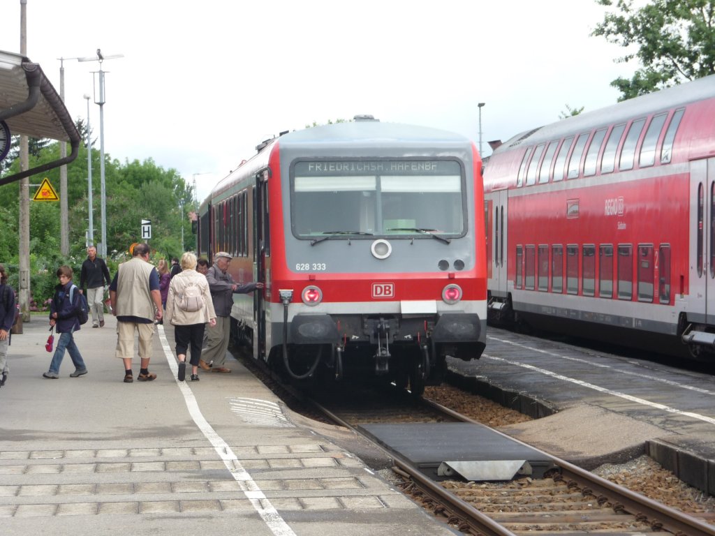 628/928 333 steht am 29.07.2010 in Nonnenhorn.