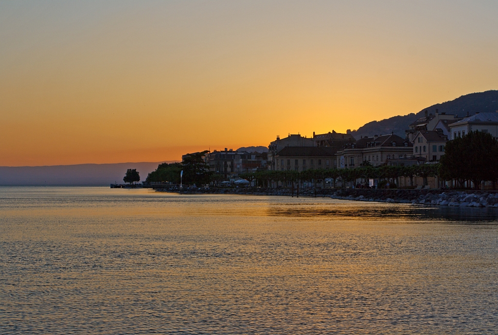 Abendliche Stimmung am Genfersee, Vevey am 25.05.2012