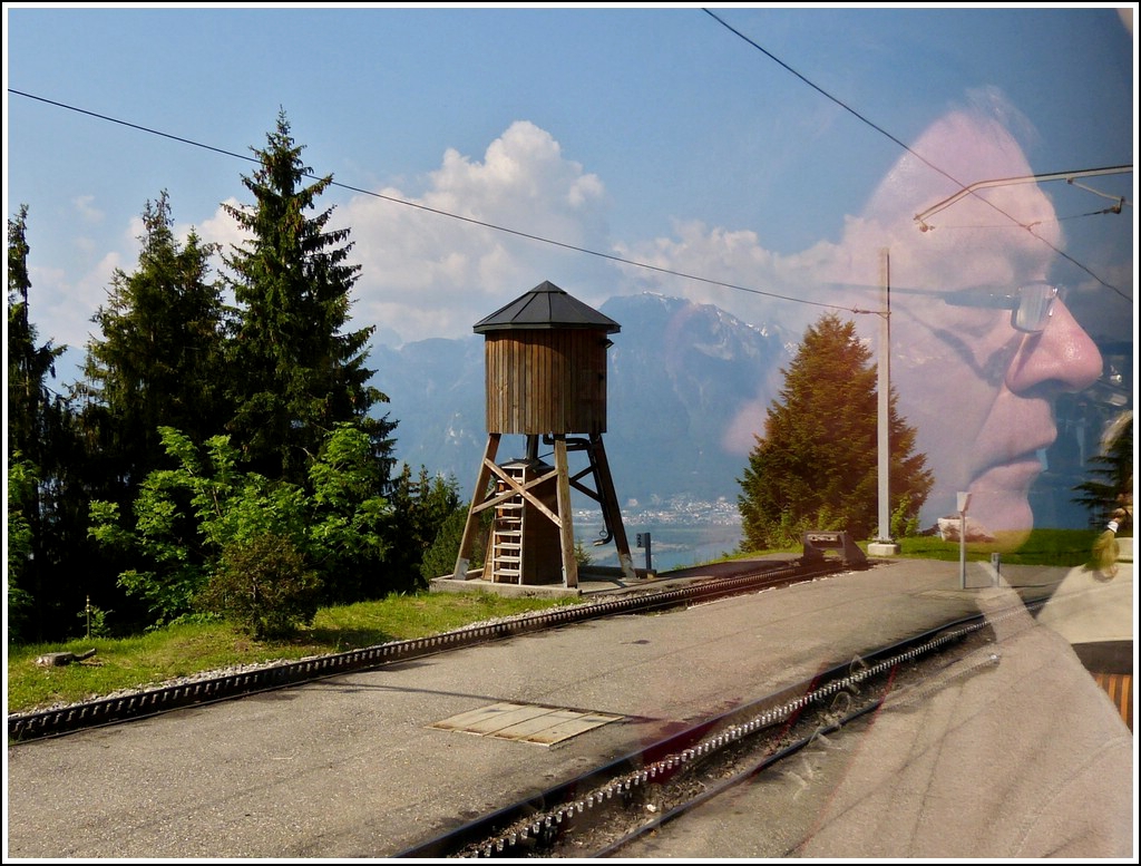 Armin ist berwltigt von der schnen Aussicht. Caux, 26.05.2012 (Hans)