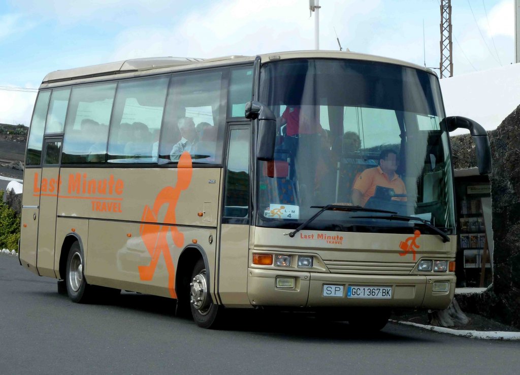 Beulas-Bus von Last Minute Travel unterwegs auf Lanzarote im Januar 2013

