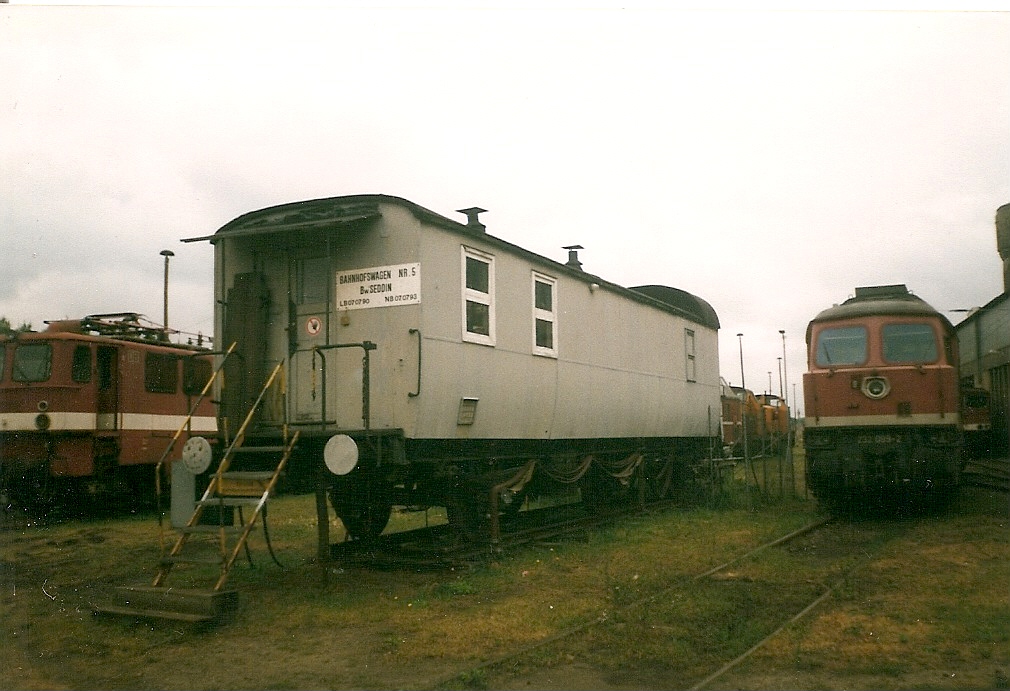 Den Bahnhofswagen vom Bh Seddin gibt es auch nicht mehr.