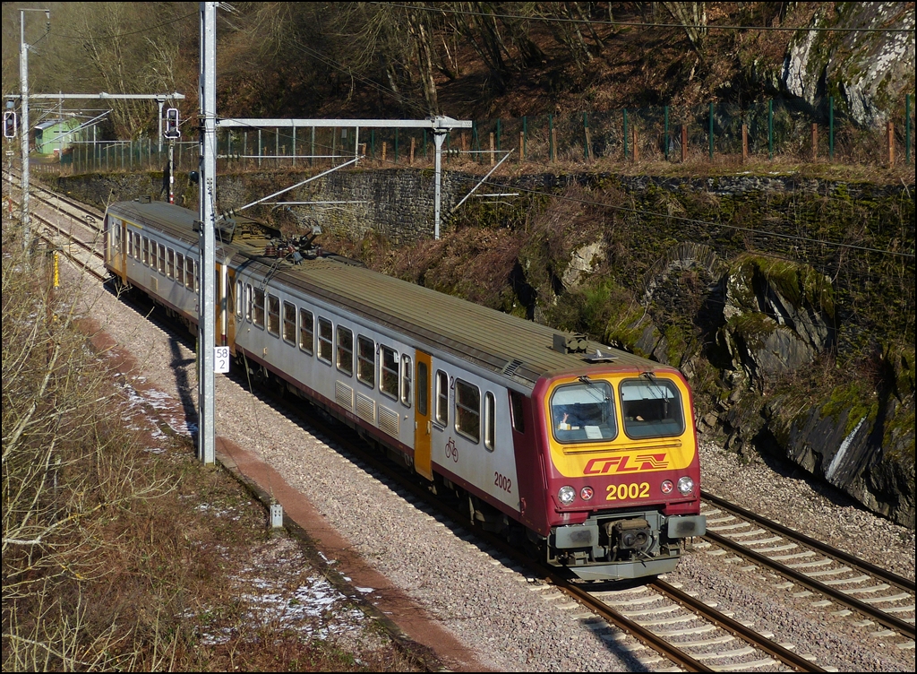 Die beiden Triebz�ge Z 2001 und Z 2002 fuhren lange Zeit zu einem Zug zusammengew�rfelt, auf der einen Seite befand sich die Nummer 2001 und auf der anderen Seite die Nummer 2002. Jetzt konnte ich die beiden wieder als eingest�ndige ganze Z�ge in Goebelsm�hle fotografieren. 18.02.2013 (Hans)
