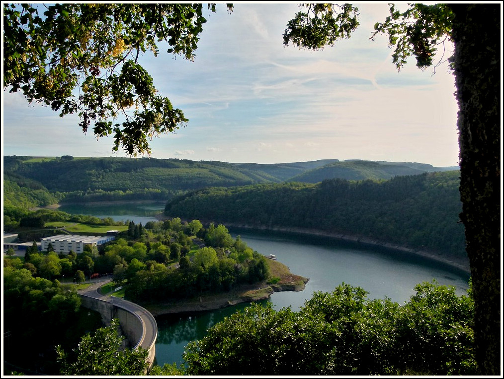 Die Talsperre in Esch-sur-Sre. 10.09.2011 (Jeanny)