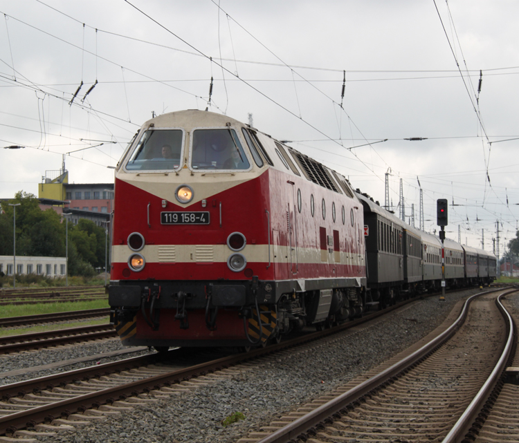 DR-U-Boot 119 158-4 im Rostocker Hbf.(13.08.2011)