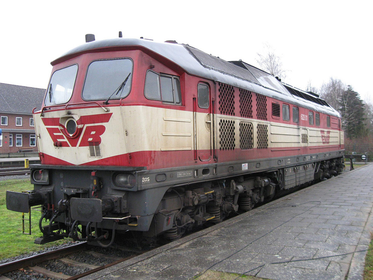 EVB 622.01 sie fhrt jetzt als Raildox 232 103-2(ex EVB 622.01)Holzzge von/nach Niedergrne.Bremervrde,dies sind die Letzten Bilder vom Russen in dieser Farbe.
www.bahnfotokiste.com