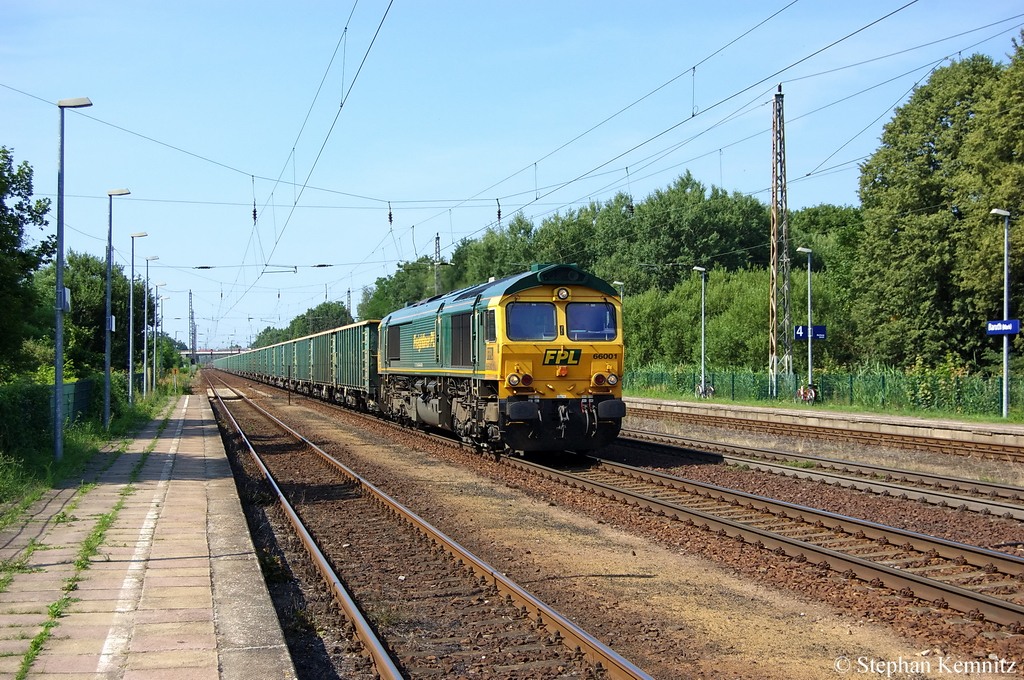 FPL 66001 mit Firmeneigeneden Eamnoss Ganzzug in Baruth(Mark). 06.07.2011 