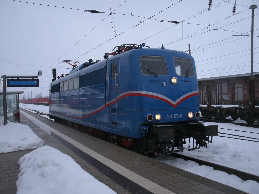 Nachdem SRI 151 170-8 den ersten Teil an Kreidewagen,am 29.Mrz 2013,in Bergen/Rgen abgestellt hatte,ging es zurck nach Klementelvitz um den zweiten Teil an Kreidewagen zuholen.